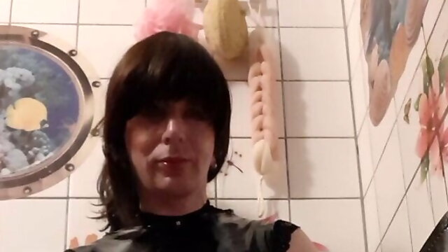 Gay Sissy Facial