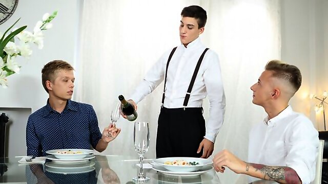 Wealthy twinks fuck (Chris Jansen, David Sky, Mike Cole)