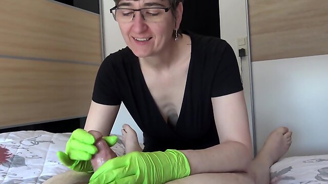 Green Gloves Covered In Cum - HotMilf