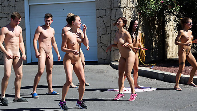 Yoga Naked, Summer Sinners, Group