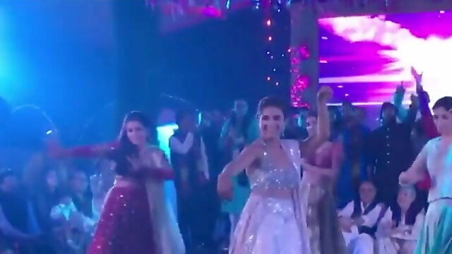 Desi Paki Girls Dancing At A Wedding
