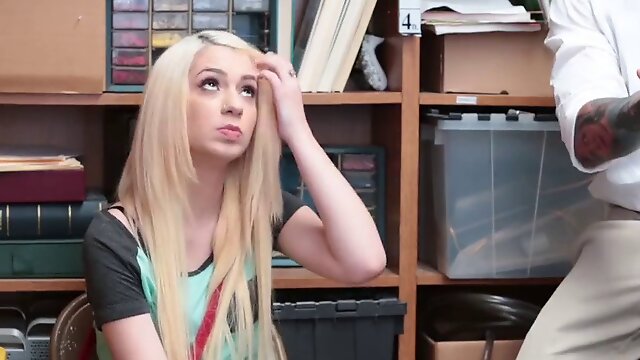 Shoplyfter - hot teenie screwed while step dad has to see