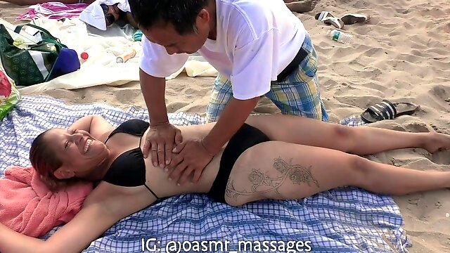 Extremely Hottie Women - Massage