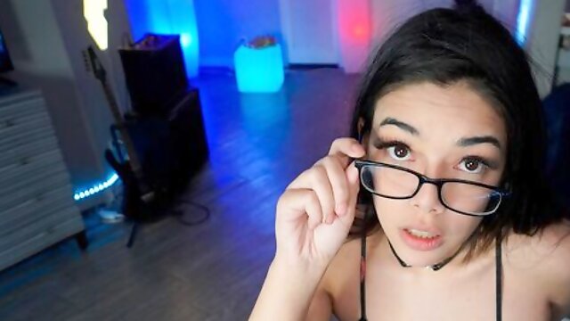 She Cant Get Enough 2