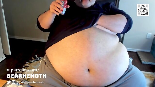Bearhemoth 64 702 pound Superchub Crushing Cans, Belly Play and Burping