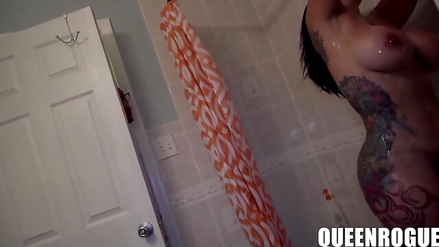 My Steptson Pay Me A Visit , Mi Hijastro Vino A Visitarme