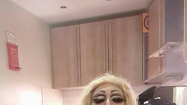 Crossdresser Makeup