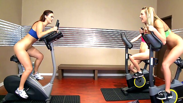 Dildo ride workout before lesbian threesome with Kenna James & friends