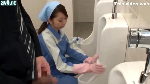 Asian Cleaning Lady Fucked In The Bathroom