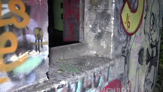 Amazing porn fuck bareback in the night in HALLOWEEN during 