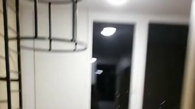Gay Ascenseur
