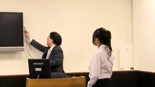 Horny boss fucking his slutty Japanese secretary on the desk