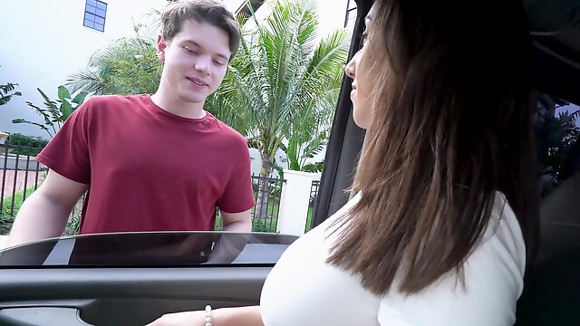 Hardcore fucking in the back of the van with cum loving Kira Perez