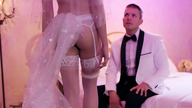 Fucking right after the wedding with tempting wife Avi Love