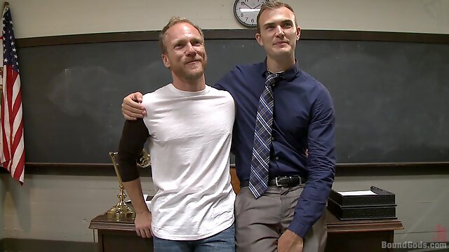 Submissive gay Christian Wilde wants to be punished by his friend