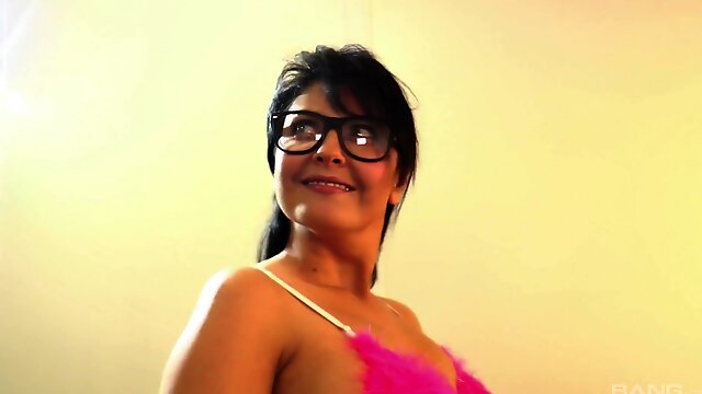 Nerdy girl Mariskax gets her wet pussy filled with a stiff shaft