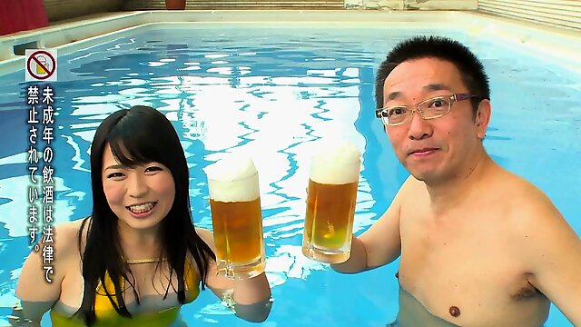 Vacationing Japanese couple fuck in the pool at the hotel