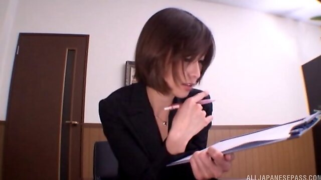 Horny Japanese boss babe jerks off the man here for an interview