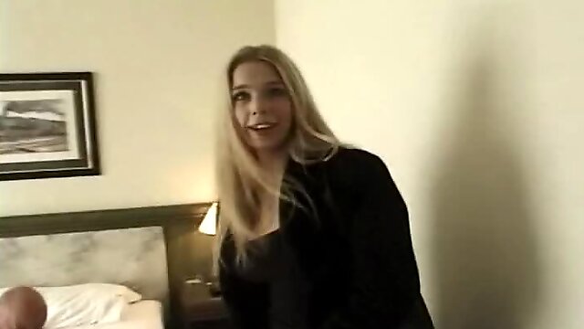 This dirty minded midget fucks a smoking hot blondie