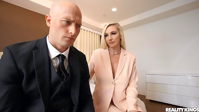 Bald dude takes good care of blondes puffy cunt