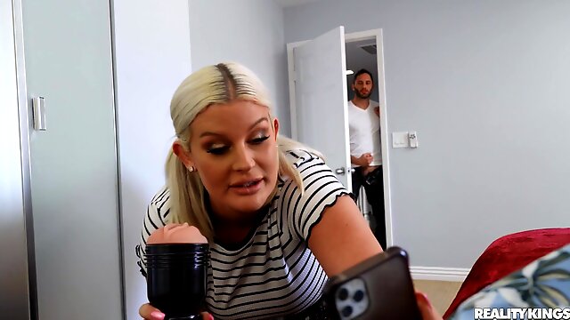 Thick ass blonde mom in pure intimacy in her room