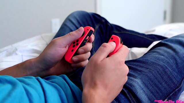 Creampie makes her wanna fuck for an other round