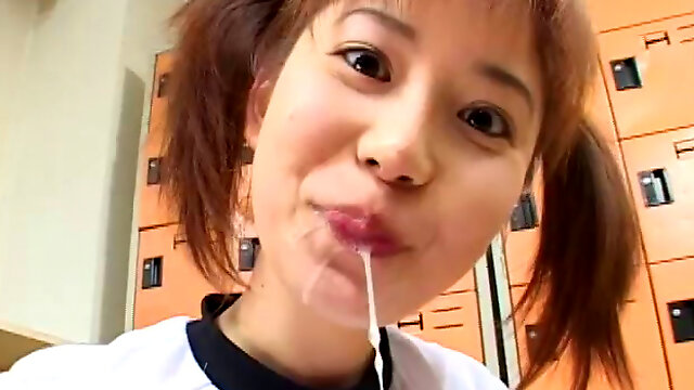 Cum-eating Japanese babe love sperm so much!