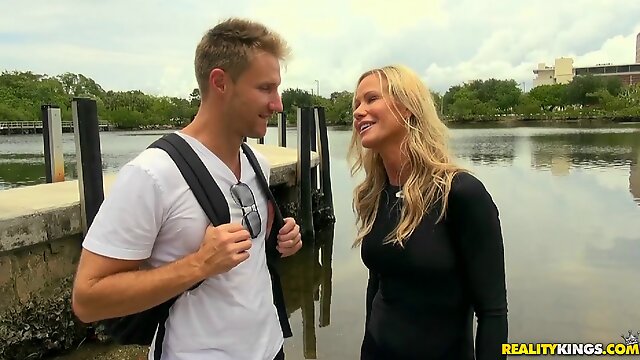 Hot blowjob and blonde get pounded hard in ripped pantyhose