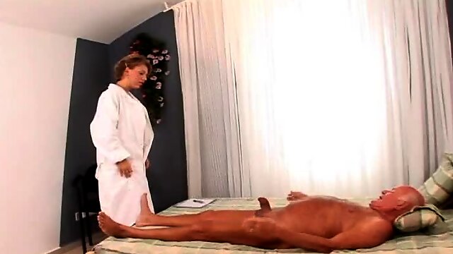 Lewd milf Laura fucks an old dude and lets him eat her creampie