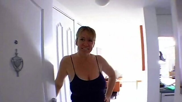 Anal Sex With A Smoking Hot Blonde Mommy