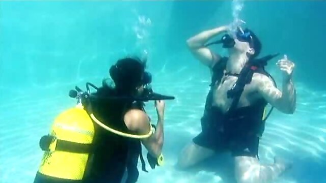 Underwater Blowjob