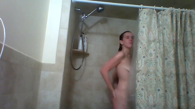 Hot Sexy Milf Gets Steamy In The Shower