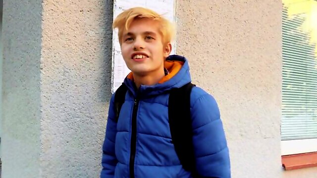 Bleached twink beauty dominated by a beefy fucker