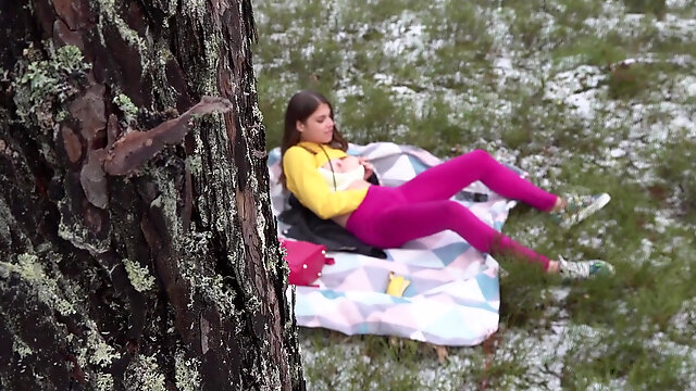 Petite beauty MihaNika had sex with a stranger