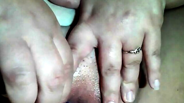 Wanna play with my pussy?