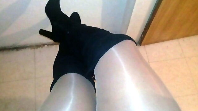 Shiny Pantyhose, Stockings Boots