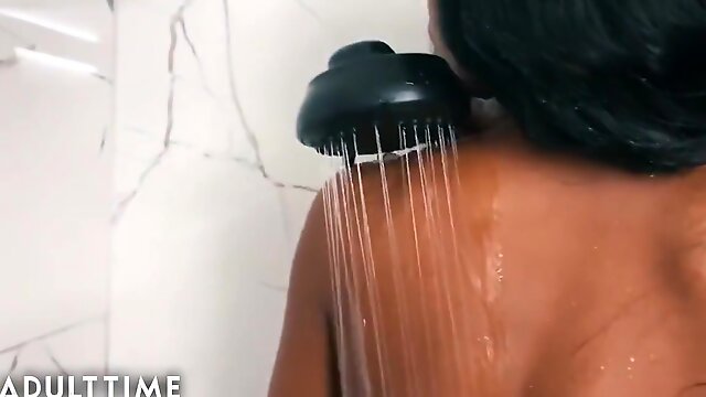 Black Solo Shower