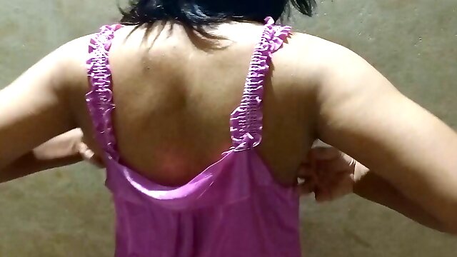 Indian 45 years old desi aunty big hairy pussy hole