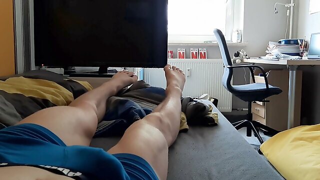 Morning teen jerk (18yo)