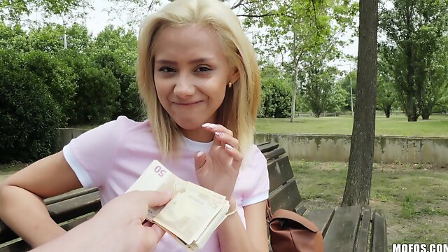 Public Pickups - She Loves Money And Cock 2 - Veronica Leal