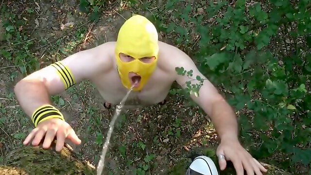 Gay Outdoor Piss