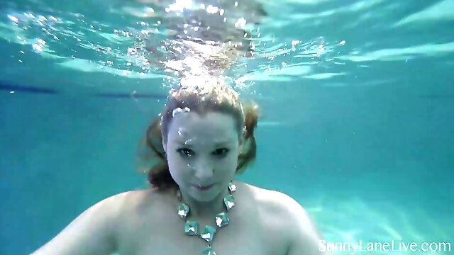 Blowjob In The Pool! Cock Sucker Sunny Lane Gets Extra Wet!