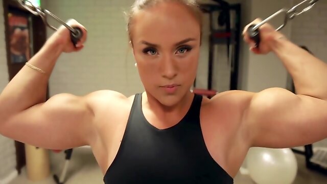 Female Muscle, Mia Leone, Sport
