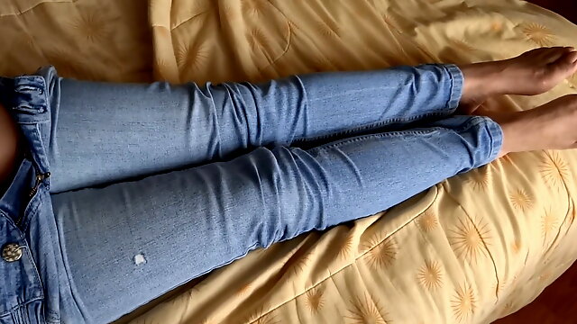 Mom Hidden Masturbate, Pantyhose Jeans
