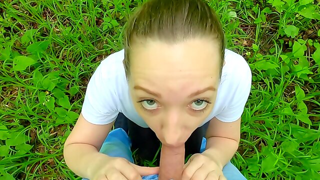 She Helped Me Cum! Risky Blowjob And Handjob In The Forest To The Sound Of Birds