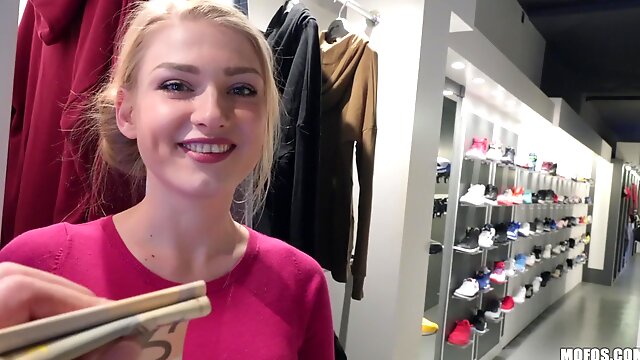 Public Pickups - Blond Filled With Customer Service 1 - Lucy Heart