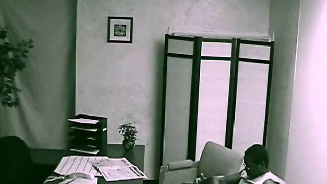 Hidden Blowjob Office