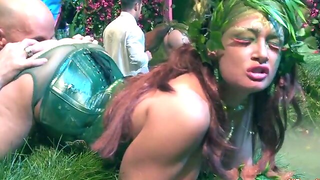 Hardcore group fucking with good looking Krissy Lynn & Tory Lane