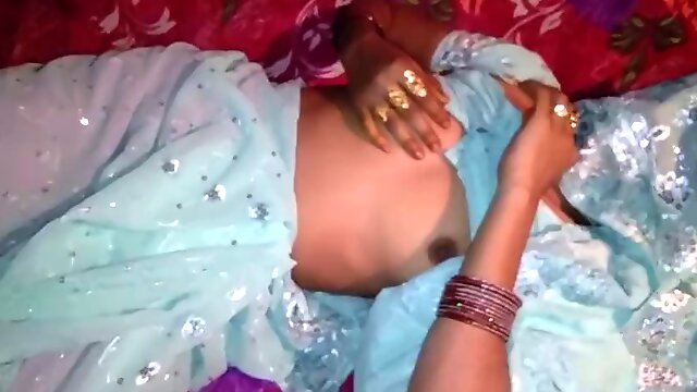 Bhabhi ji jor se mat hilao muh me gir jayega