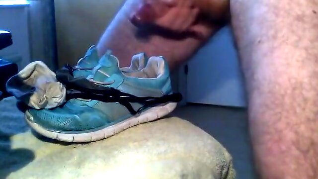 Fun With Smelly Girls Running Shoes And Socks